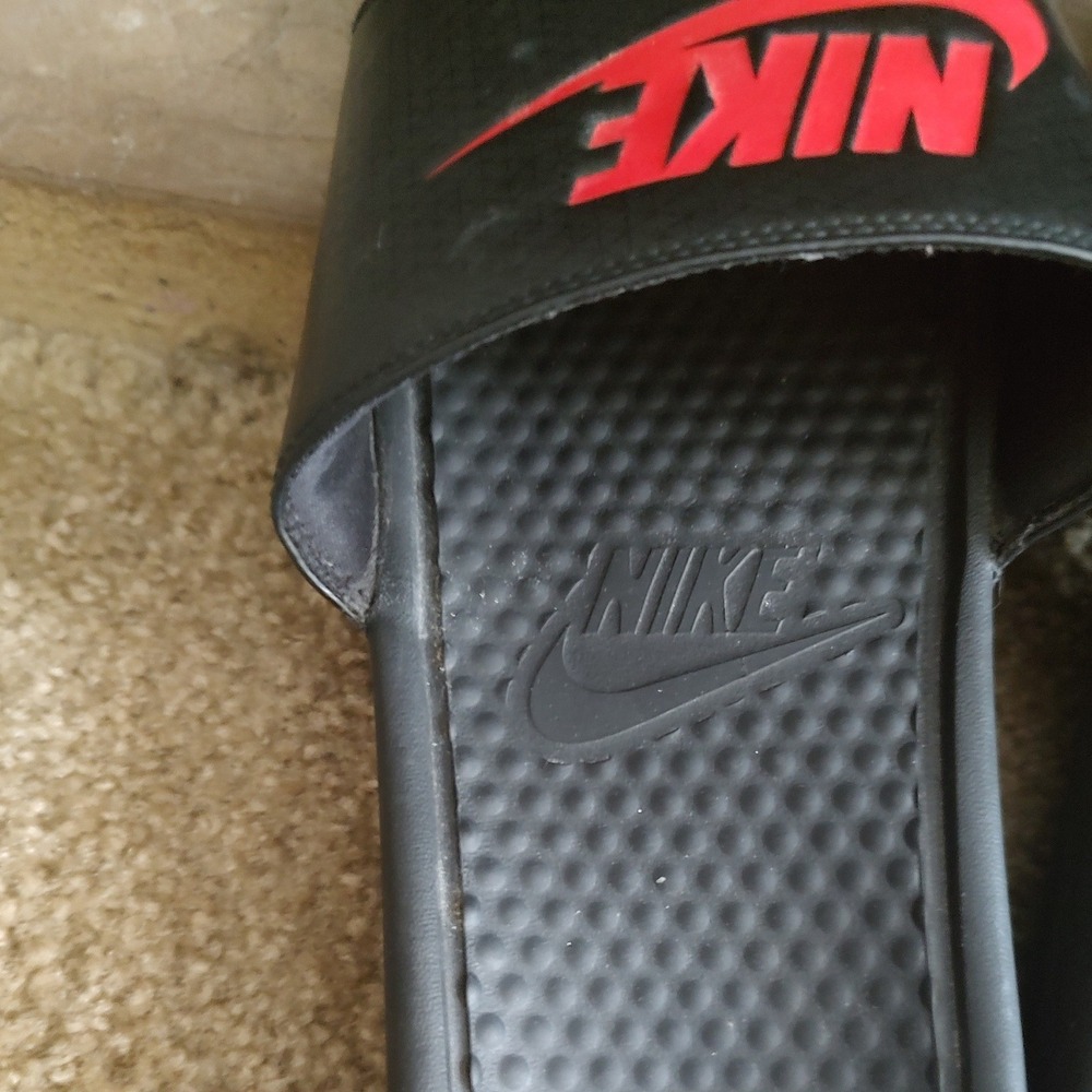 Nike Benassi JDI Black Red Mens Slides Athletic Sandals 343880-060 Size 13‎